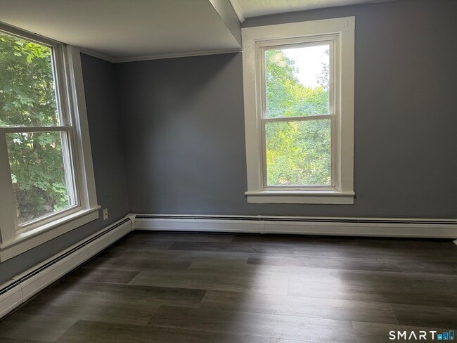 Photo - 106 Rockwell St Unit 1