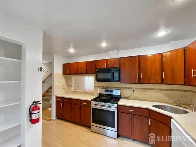 Photo - 47 Morgan Pl