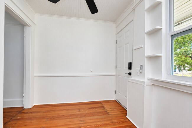 734 8th St N Unit 1