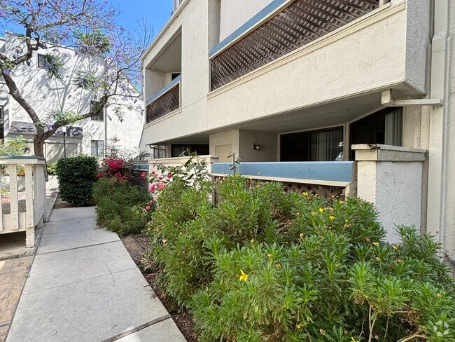 Building Photo - 2232 River Run Dr Rental