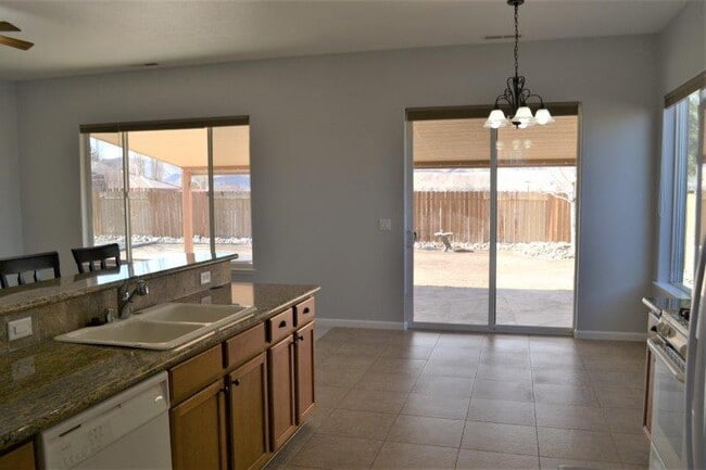 Photo - 111 Brassie Ct