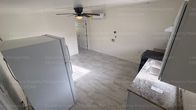 Photo - 1118 Chico St Unidad B