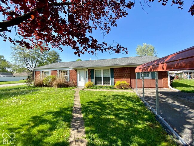 226 Southlane Dr