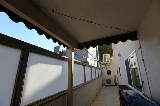 Photo - 1143 6th St Unit 104