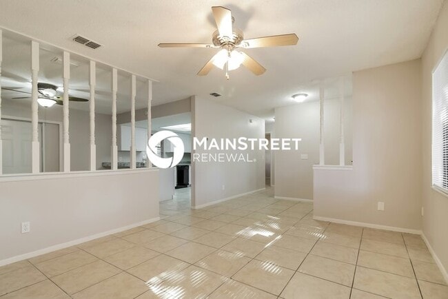Photo - 3 Bedroom Pet-Friendly Home in Kissimmee, FL with Main Street Renewal