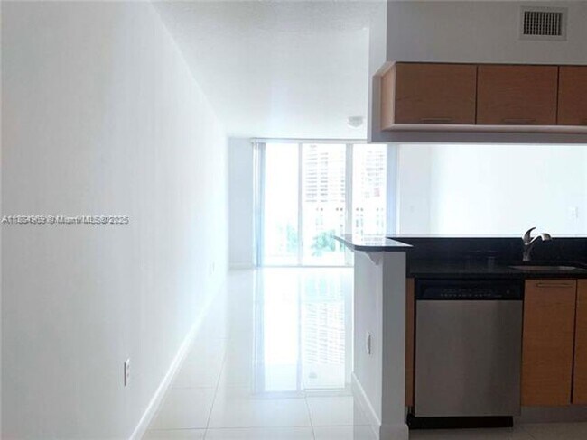 Photo - 31 SE 5th St Unit 31 SE 5th St 1510