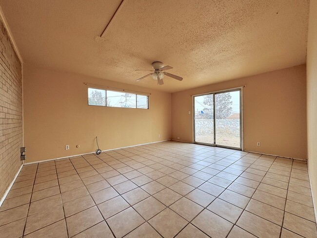 Photo - Northeast El Paso 4 Bed 2 Bath  Refrig A/C