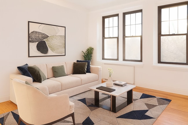 Photo - 204 E 35th St