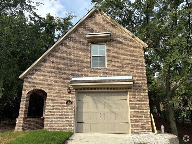 Building Photo - BL2A Unit Lot 4 ADU Rental