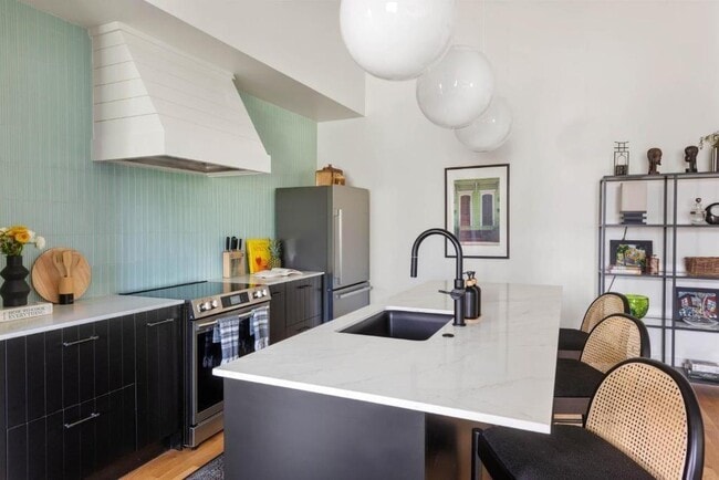 Photo - 955 Wylie St SE Unit 5