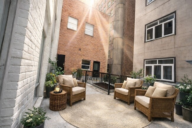 Photo - 705 Main St Unit 311