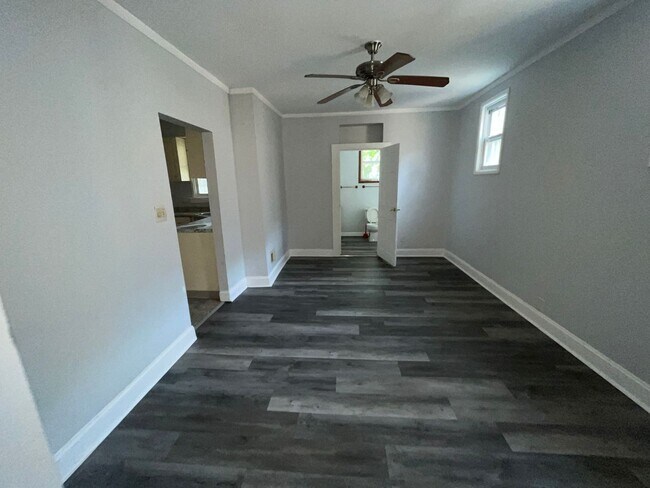 Photo - 264X Polk St