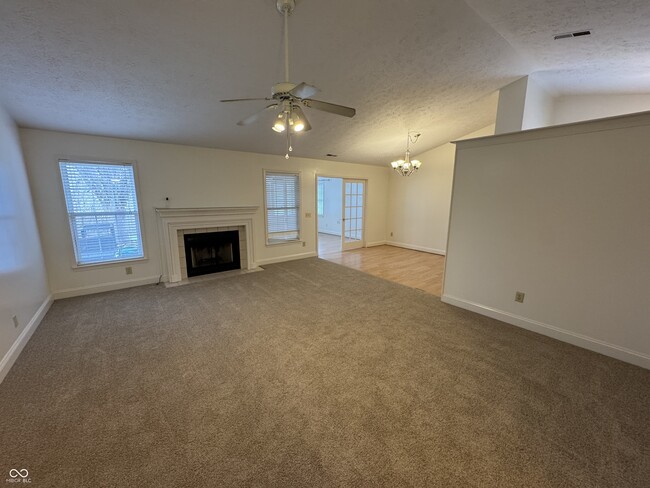 Photo - 5632 Rains Ln