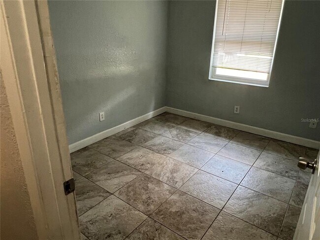 Photo - 920 Maydell Dr