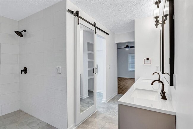 Photo - 6234 Culver Dr