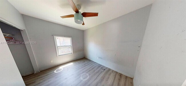 Photo - 236 NE 57th St