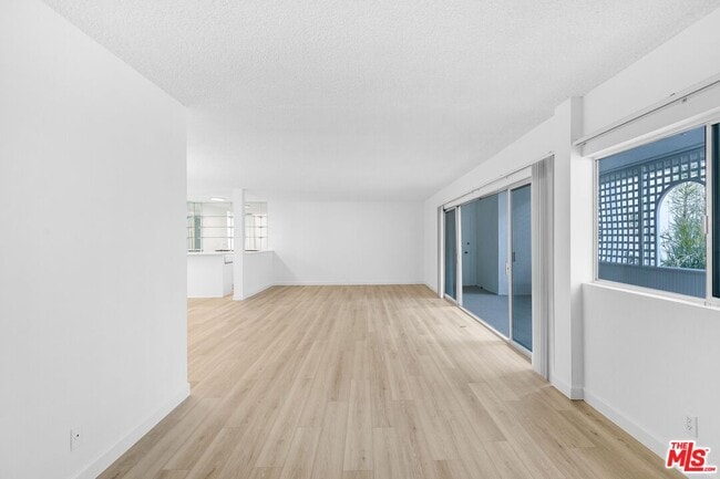 Photo - 825 S Gretna Green Way Unit T