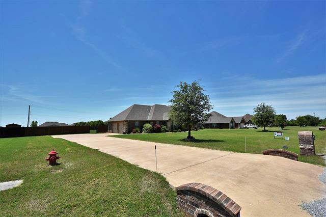 Photo - 405 Obsidian Rd