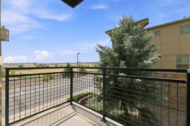 Photo - $2,195.95 - 2 bed, 2 bath Spacious Condo in Broomfield with AC and In Unit Laundry! Unit #101