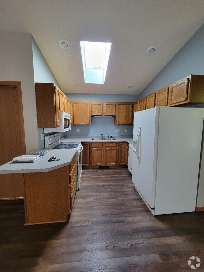 Building Photo - 151891 Wisteria Ln Rental