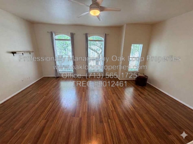 1253 W 17th St