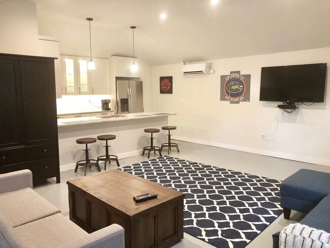 Photo - 1929 NW 7th Ln Unidad ID1359096P