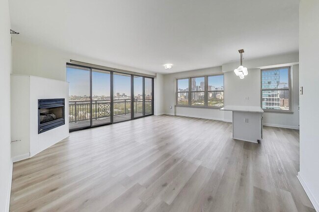 Photo - 5 E 14th Pl Unit 1405