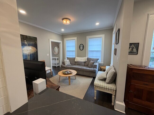 Photo - 102 Front St Unit 2