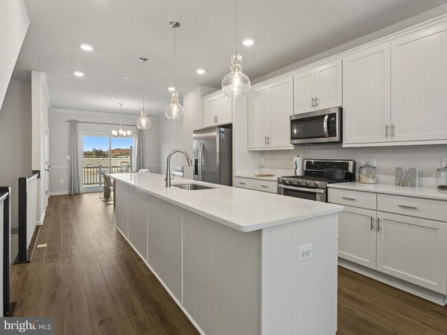 Photo - 4810 Vista Glen Ln