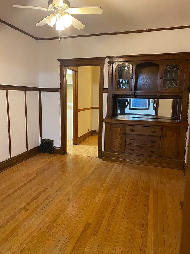 Photo - 844 W Aldine Ave Unidad 1