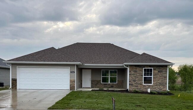 Building Photo - 5556 Sweetgum Cir