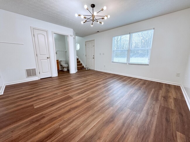 Photo - 7257 Reynolds Crossing Dr