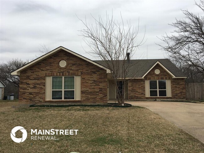 Building Photo - 508 Nora Ln