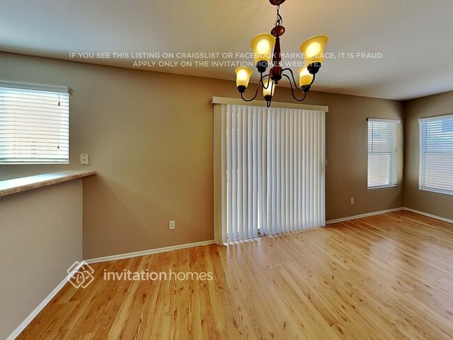 Photo - 37 N 224th Ln