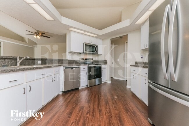 Photo - 10121 Briar Cir