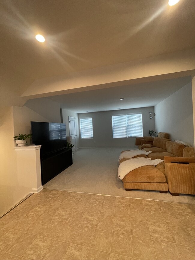 Photo - 29 Verdant Leaf Wy