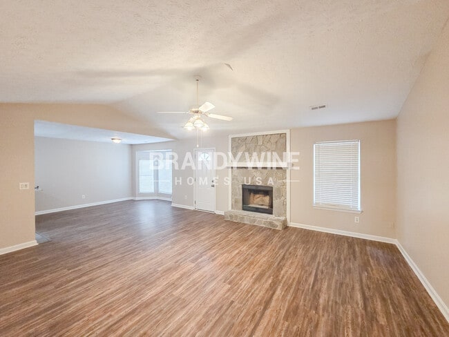 Photo - 2900 Rosecommons Dr