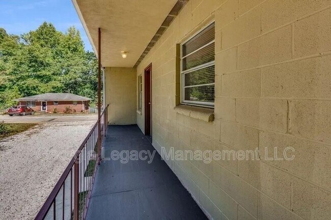 Photo - 65 Hughes St