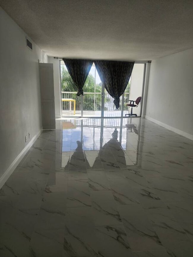 Photo - 3051 N Course Dr Unit 404