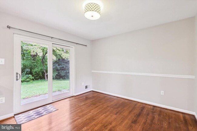 Photo - 10004 Dalroy Ct