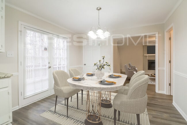 Photo - 1512 Hillside Dr SE