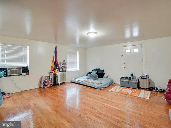 Photo - 869 Hollins St