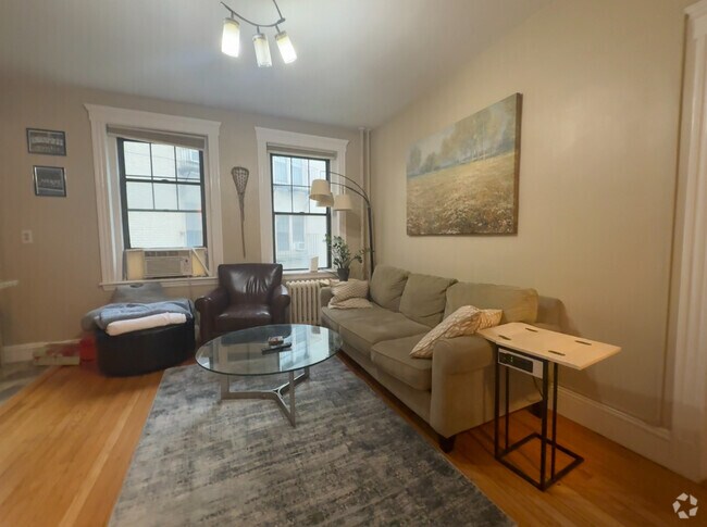 Building Photo - 2 Sutherland Rd Unit 32 Rental