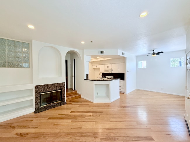 Building Photo - 109 Santa Barbara Ct Rental