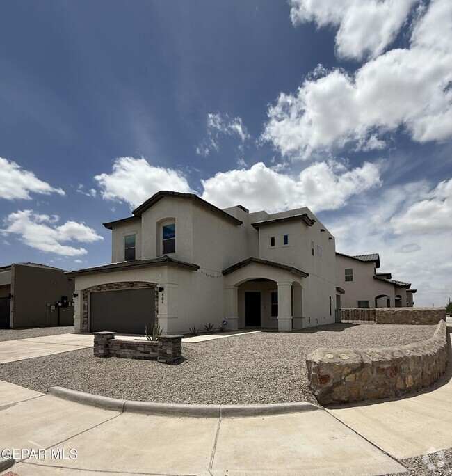 Building Photo - 804 Blingwood Rental
