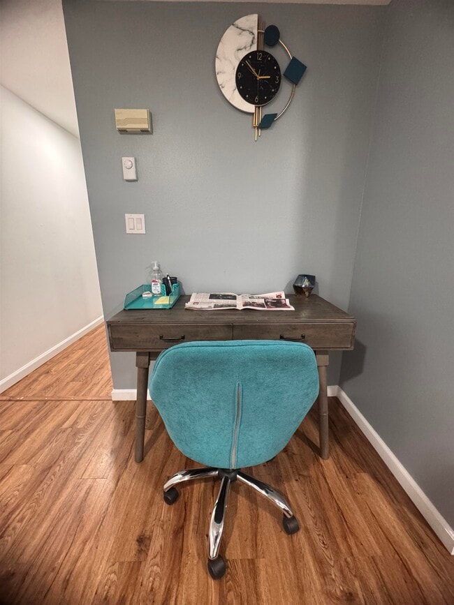 Photo - 375 Whiton St