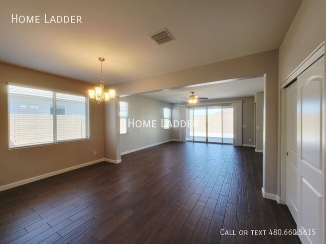Photo - 13610 W Briles Rd