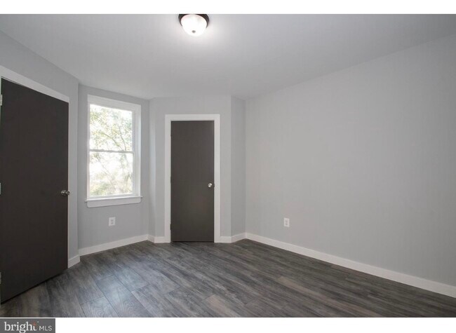 Photo - 1815 N 59th St Unit 2