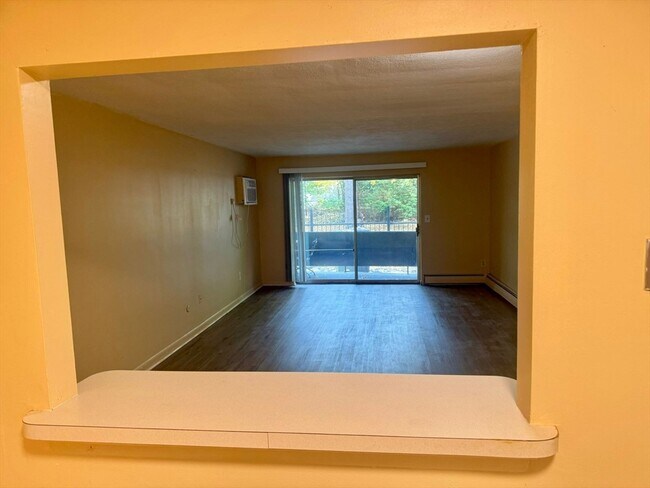 Photo - 32 Whites Ave Unit E112