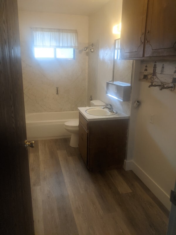 287 S 100 E St Unit 1